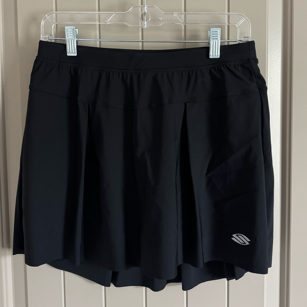 (NWOT) Selkirk performance skirt in black